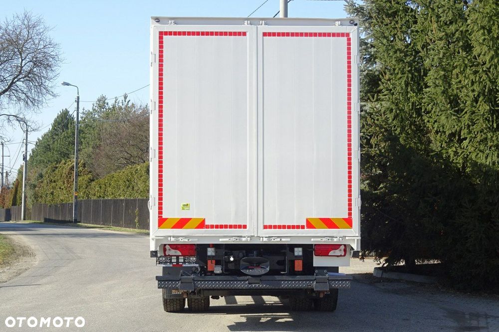 Scania P250 Euro 6 sypialna firanka wys.2.60 winda poduszki sprowadzony - 31