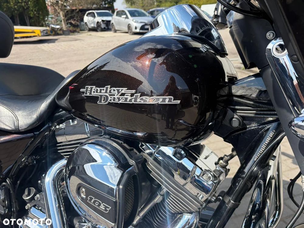 Harley-Davidson Touring Street Glide - 6