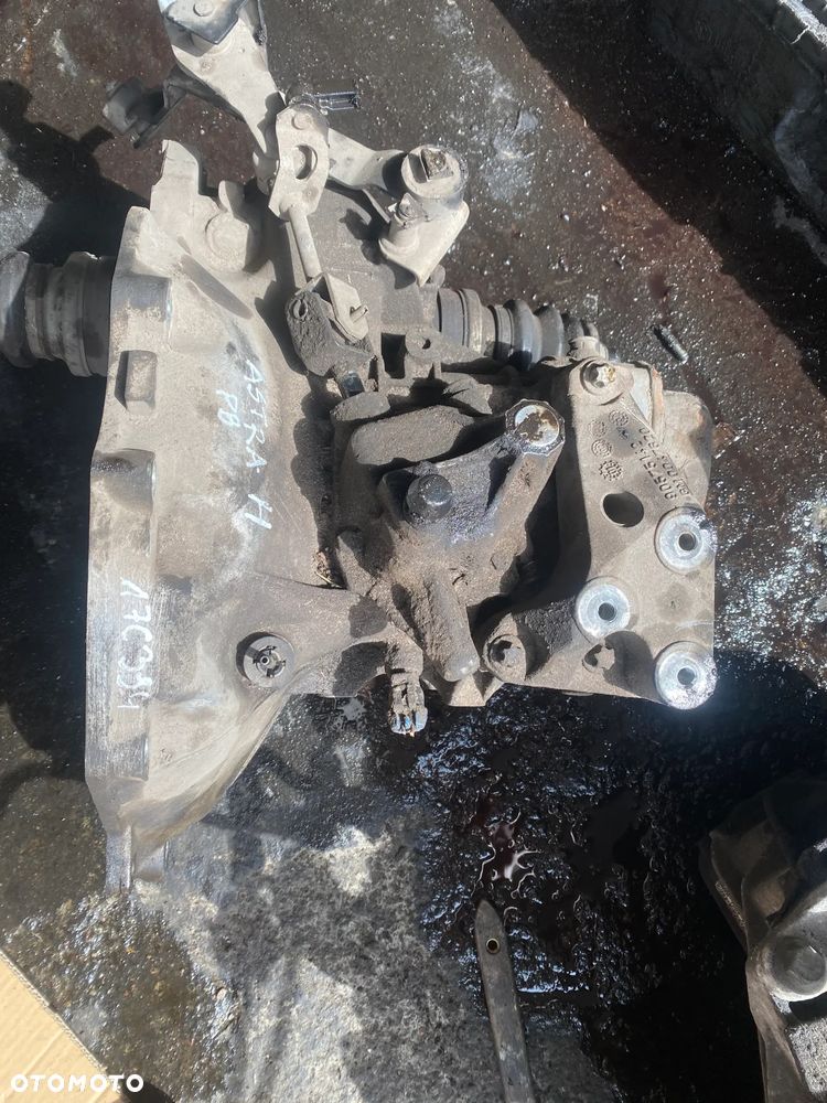 F17C394 SKRZYNIA BIEGÓW OPEL ASTRA H 1.6 B 16V - 2