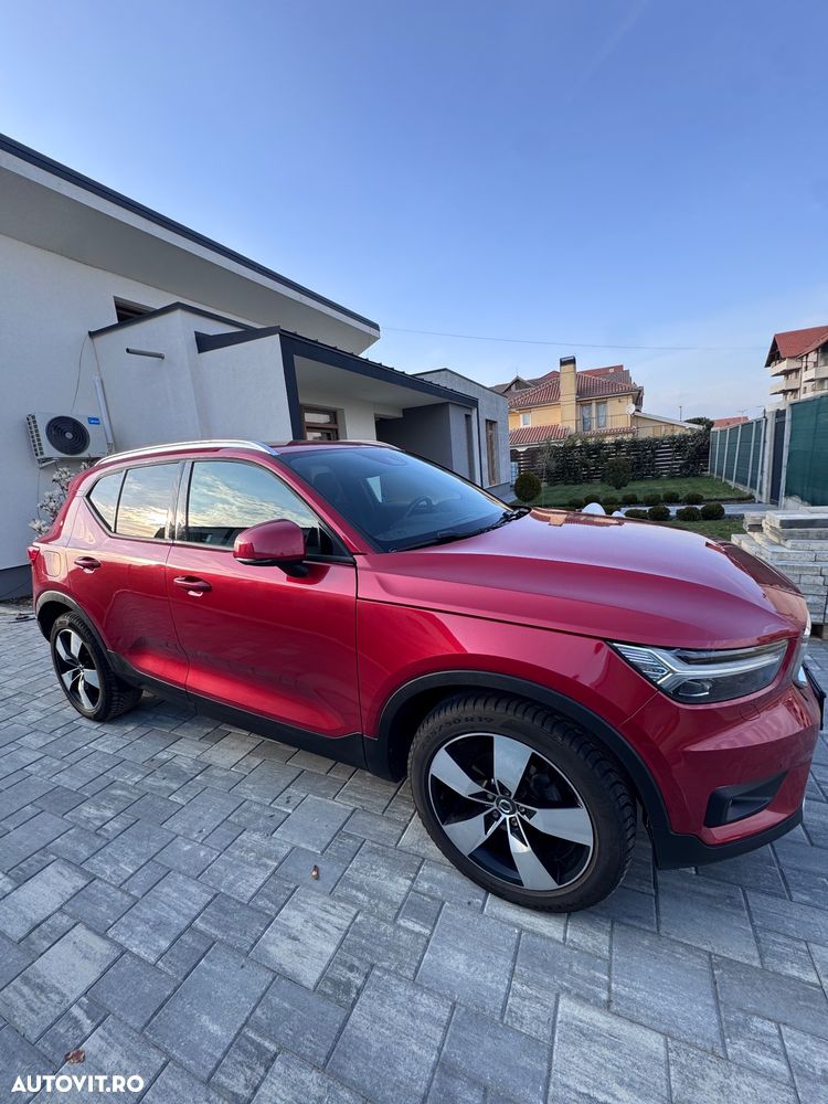 Volvo XC 40 D3 AWD Momentum Pro - 25