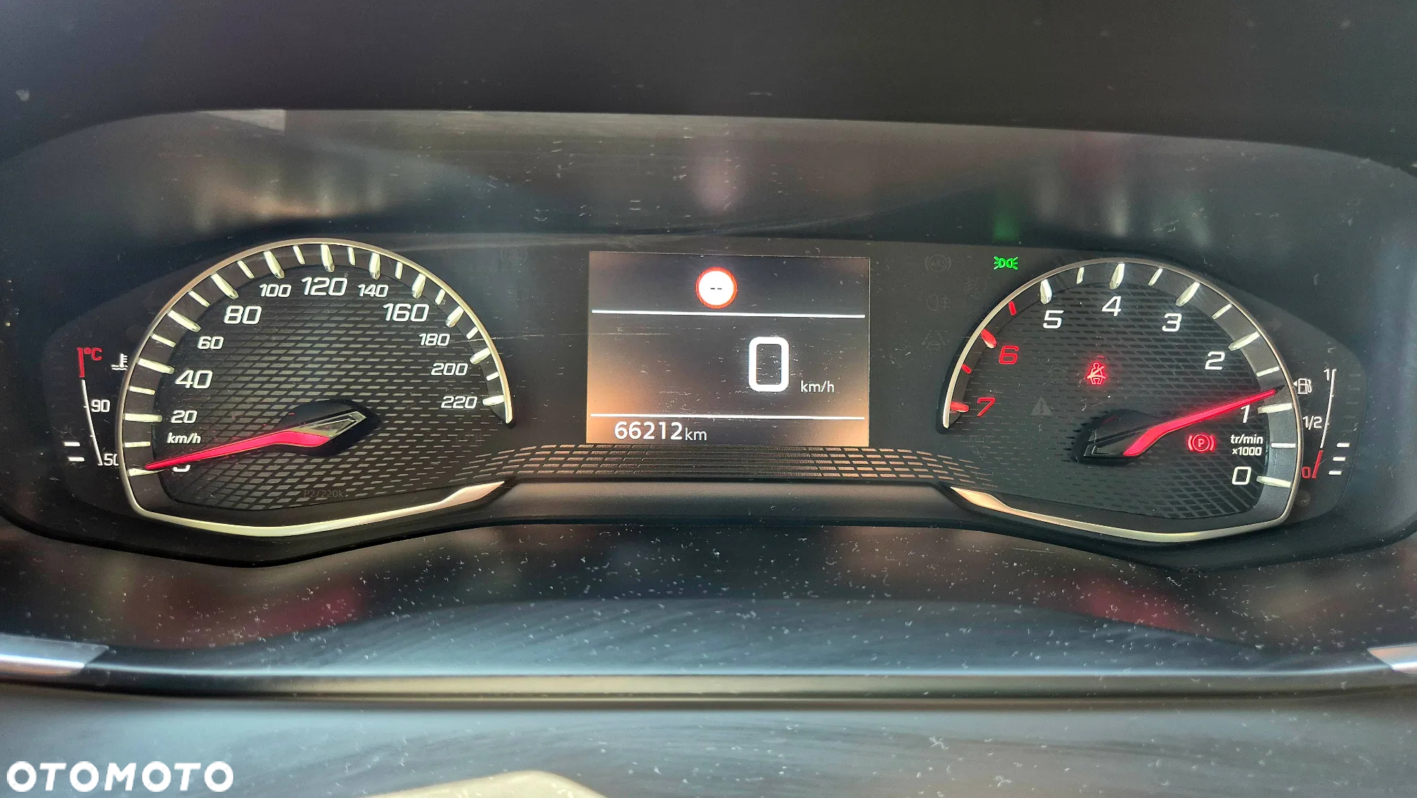 Peugeot 2008 1.2 PureTech Active S&S - 15