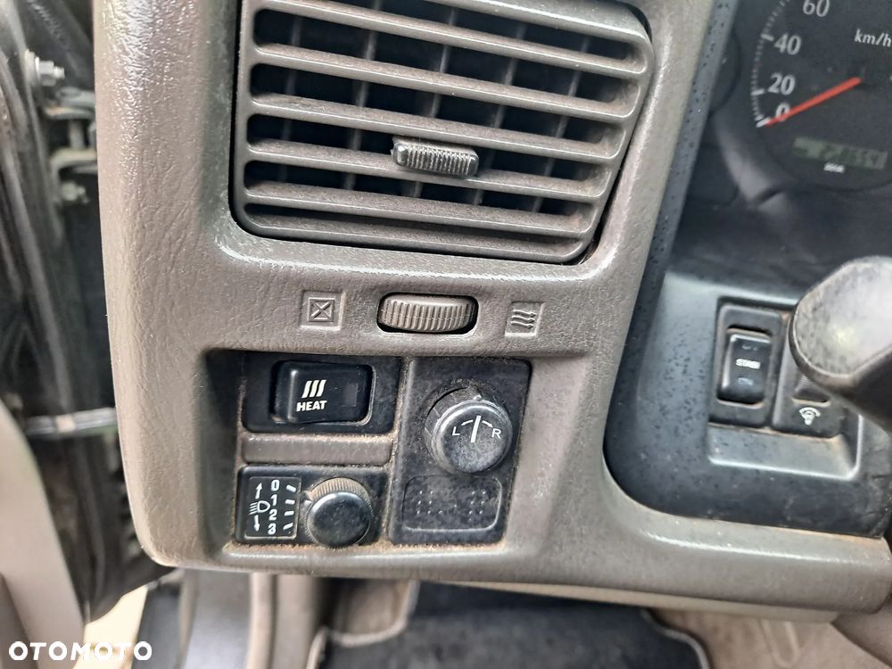 Nissan Patrol 3.0 TDI Luxury - 11