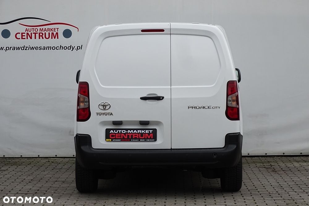 Toyota ProAce Kombi D-4D Medium 2,6t - 24