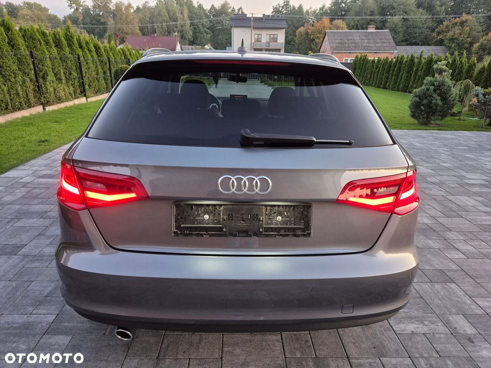 Audi A3 Sportback 1.6 TDI clean diesel Ambiente - 23