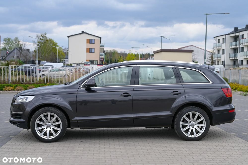 Audi Q7 - 2