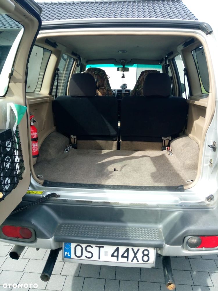 Nissan Terrano - 8