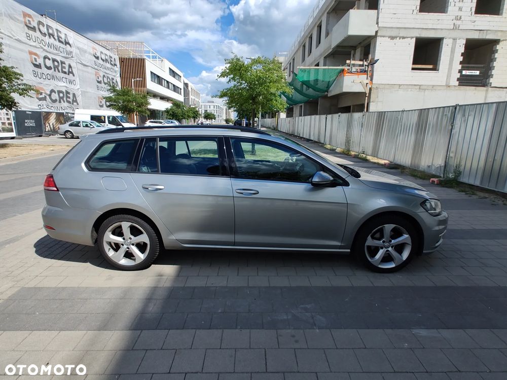 Volkswagen Golf - 3