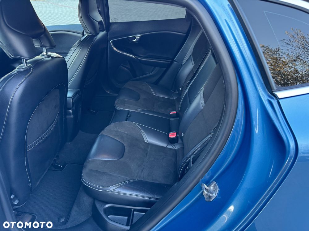 Volvo V40 D2 RDesign - 14