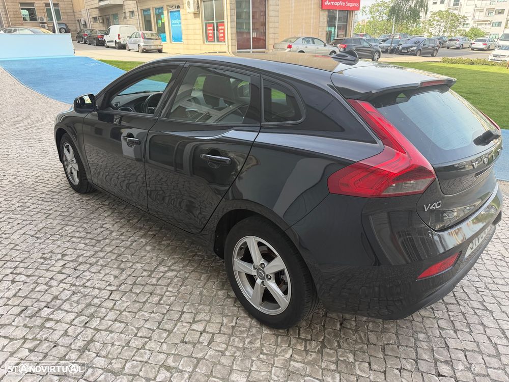 Volvo V40 1.6 D2 Momentum - 7