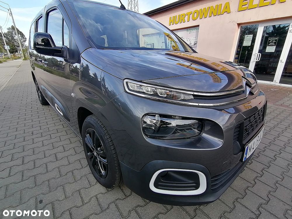 Citroën Berlingo XL 7-Sitzer PureTech 130 EAT8 FEEL - 3