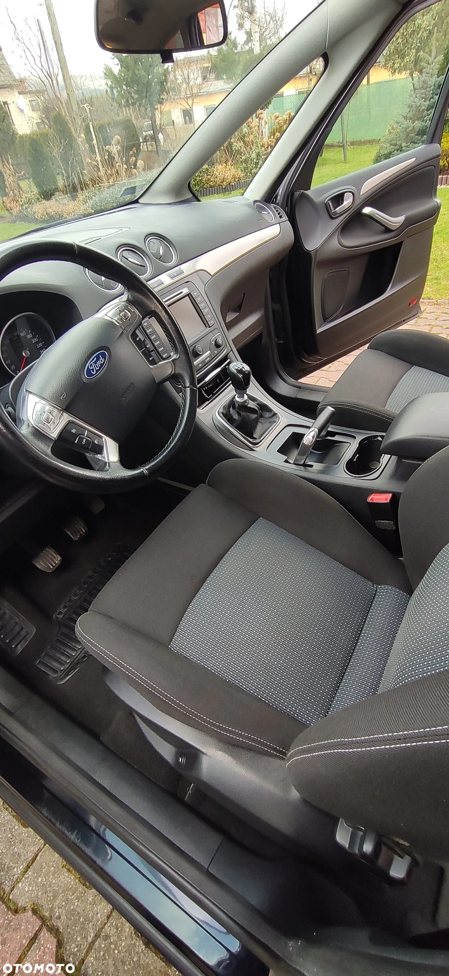 Ford S-Max - 14