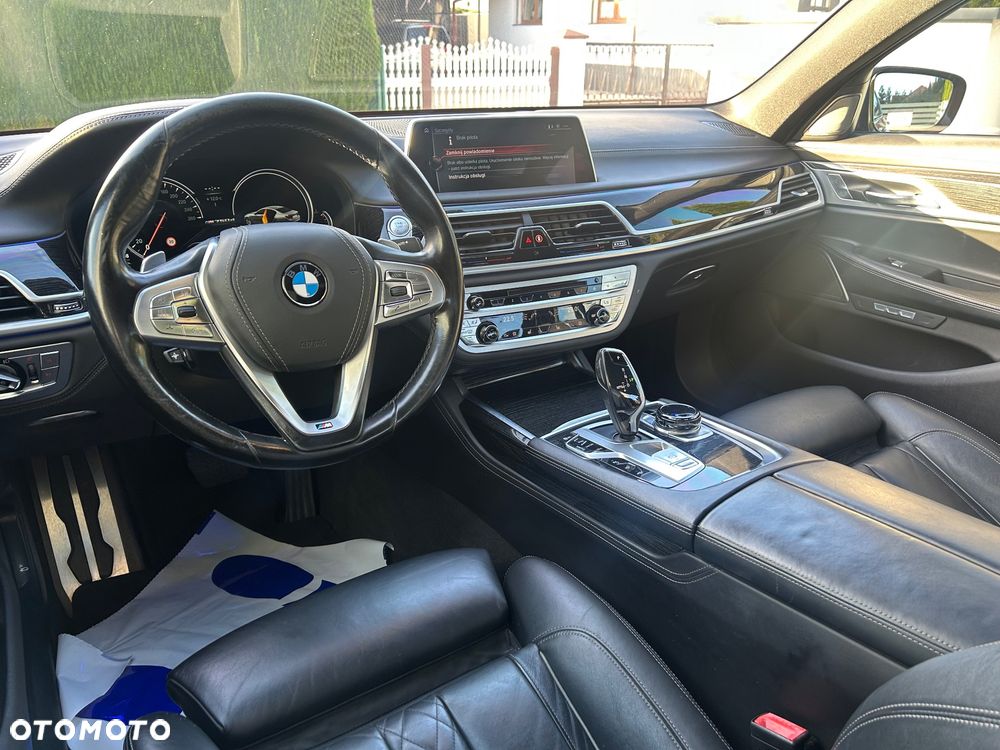 BMW Seria 7 - 13
