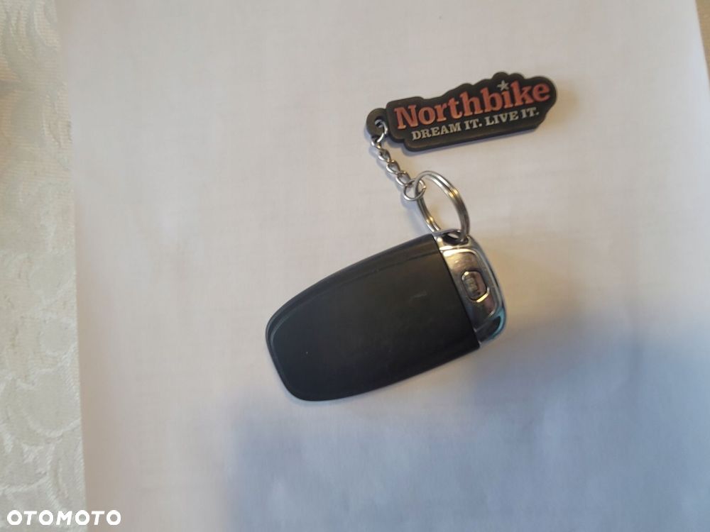 kluczyk pilot audi a4 b8 a5 8t0959754d kompletny - 2