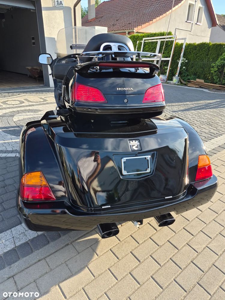 Honda GL - 11