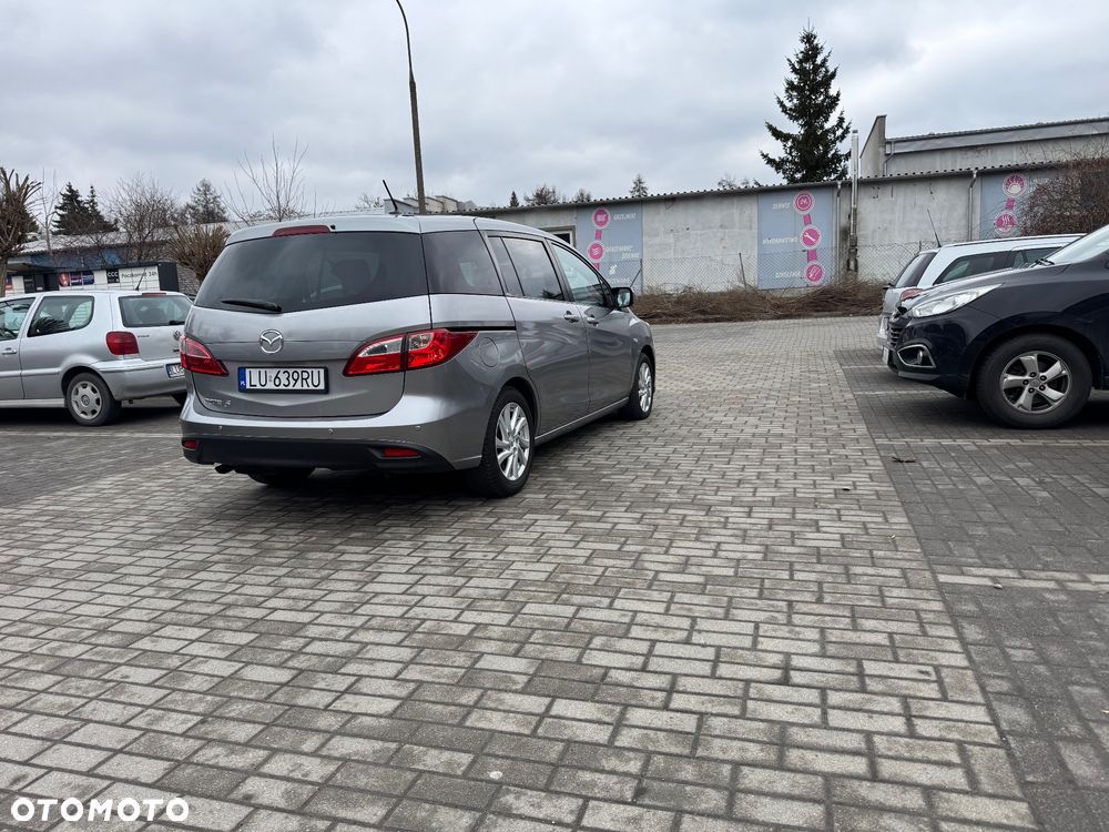 Mazda 5 - 8