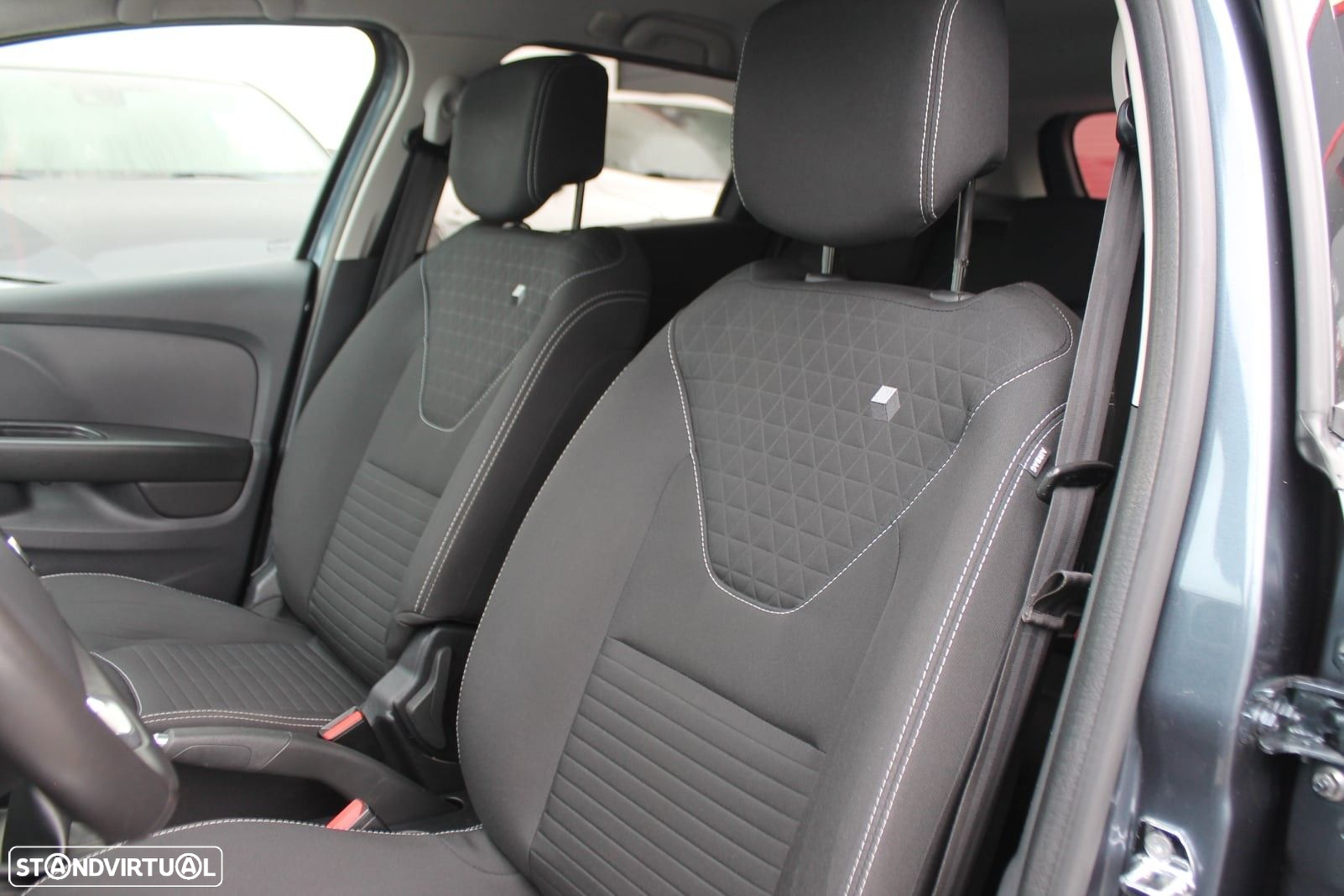 Renault Clio Sport Tourer 1.5 dCi Limited - 14