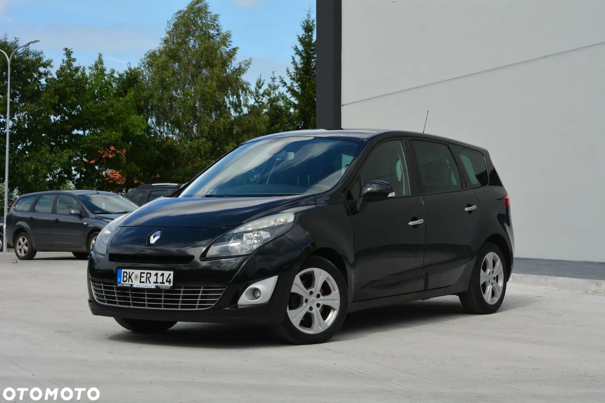 Renault Scenic - 1