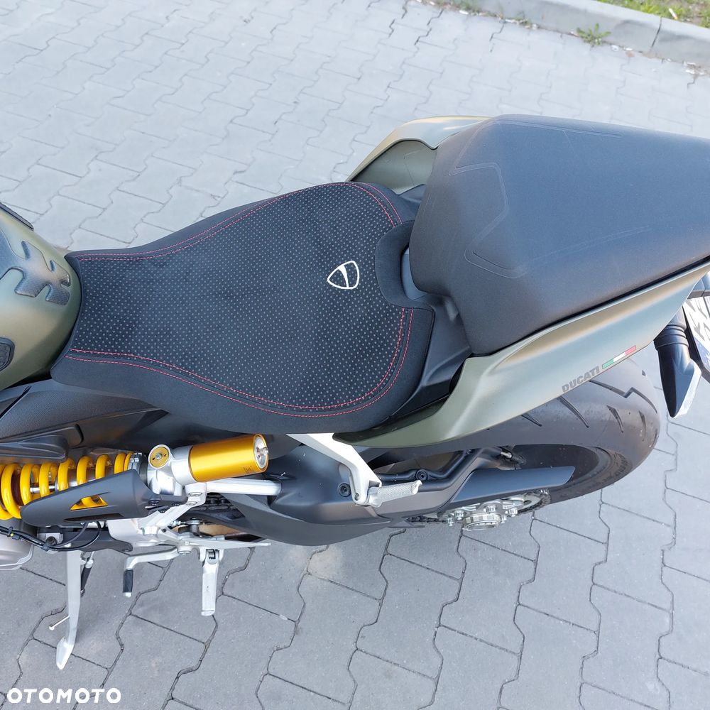 Ducati Streetfighter V2 - 7