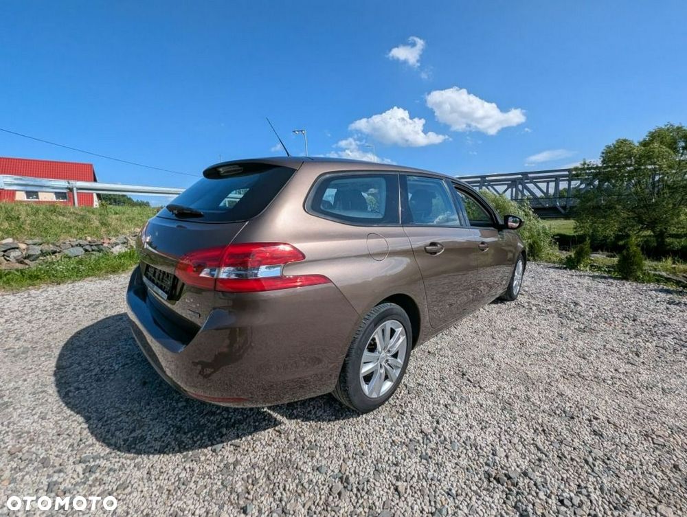 Peugeot 308 - 5