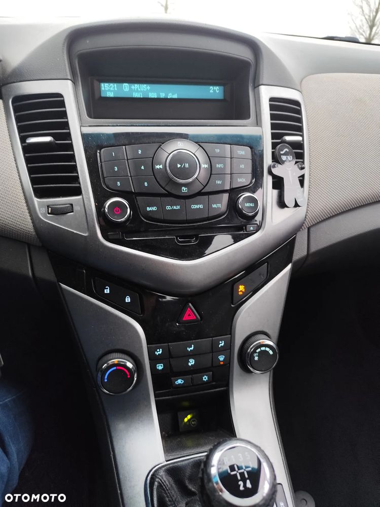 Chevrolet Cruze 1.6 LT - 7