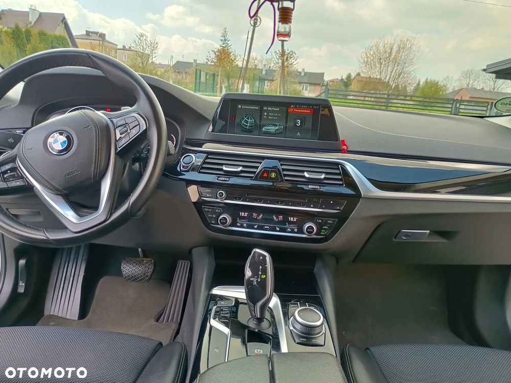 BMW Seria 5 520d xDrive Sport Line - 6