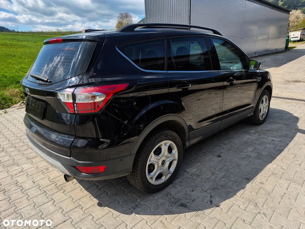 Ford Kuga 1.5 EcoBoost 2x4 Trend - 3