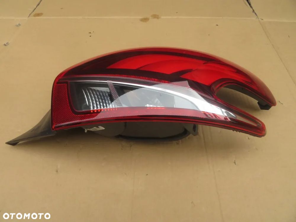 LAMPA TYŁ PRAWA PEUGEOT 208 I LIFT LED 16-19R DEMONTAŻ KRAKÓW - 8