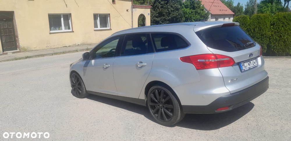 Ford Focus - 11