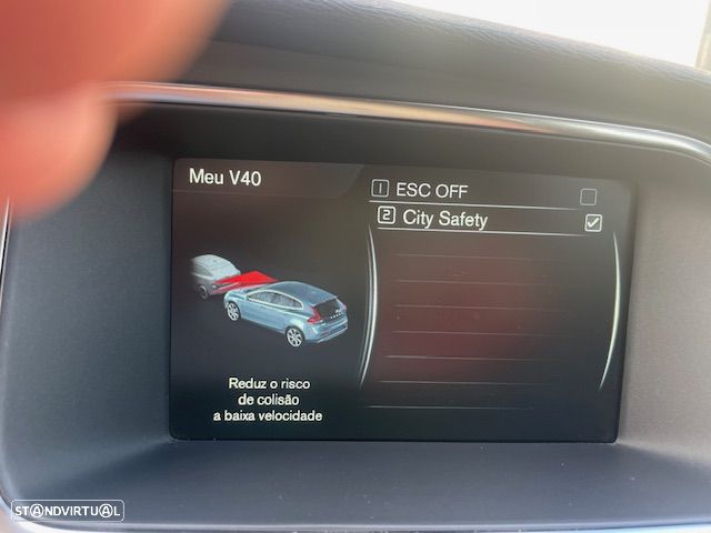 Volvo V40 1.6 D2 VOR - 36