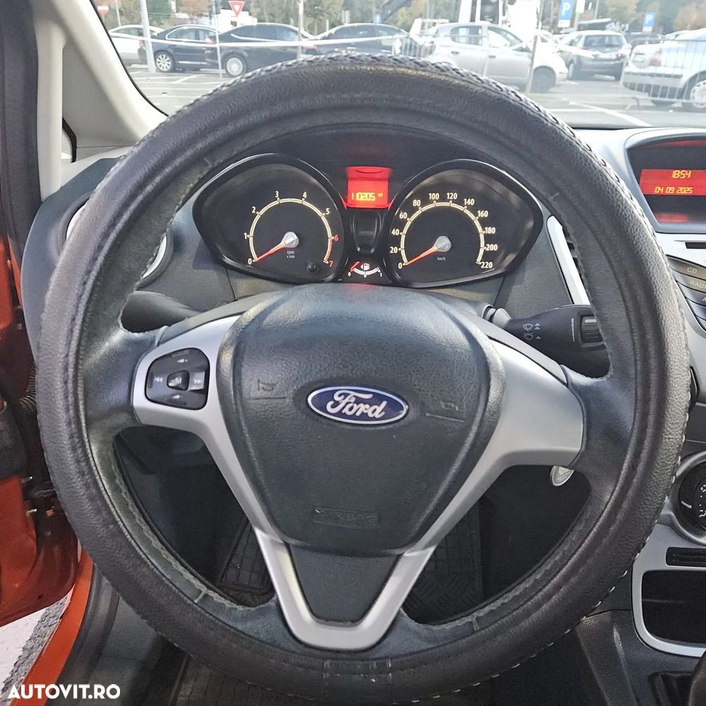 Ford Fiesta - 2