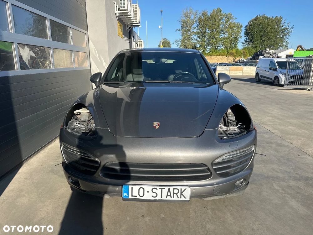 Porsche Cayenne - 8