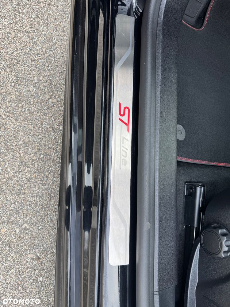 Ford Focus 2.0 TDCi ST-Line Black ASS PowerShift - 25