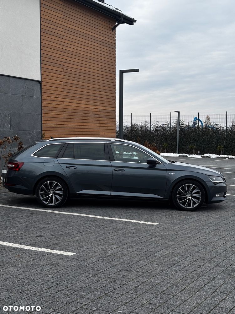 Skoda Superb 2.0 TDI 4x4 DSG L&K - 6