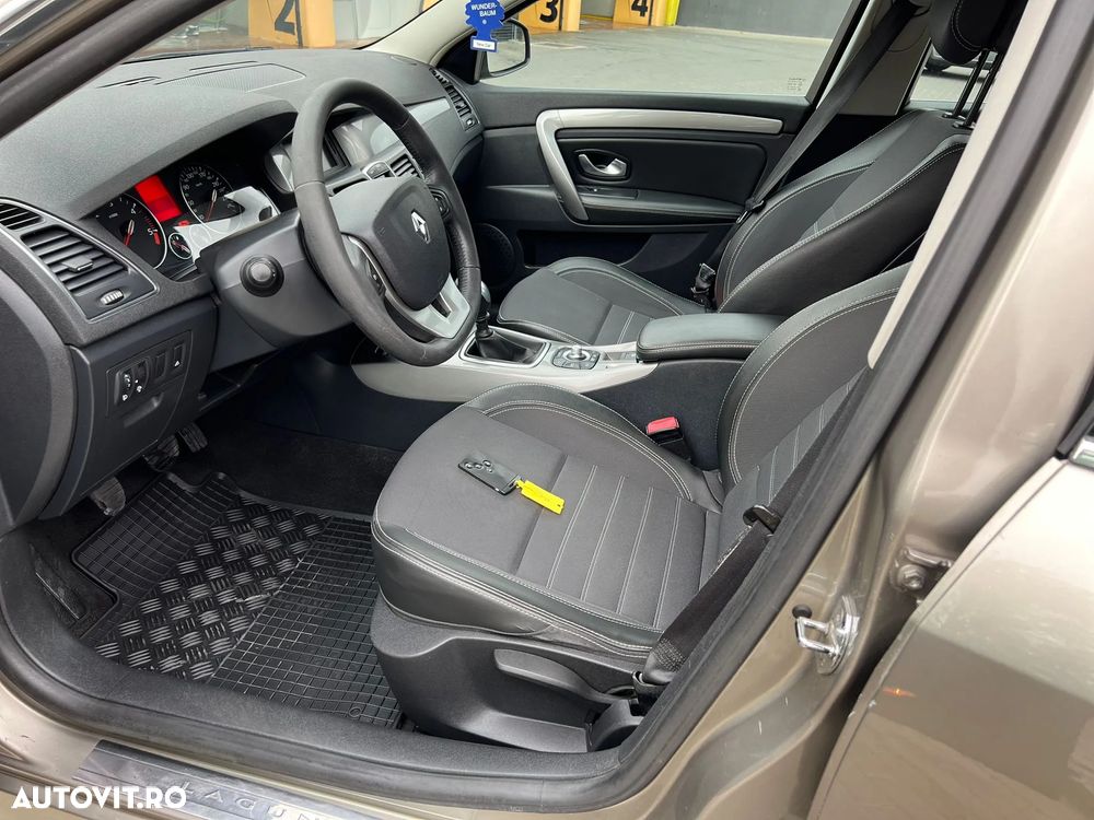 Renault Laguna ENERGY dCi 130 FAP Start & Stop Limited - 16