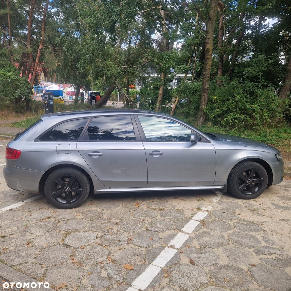 Audi A4 Avant - 1