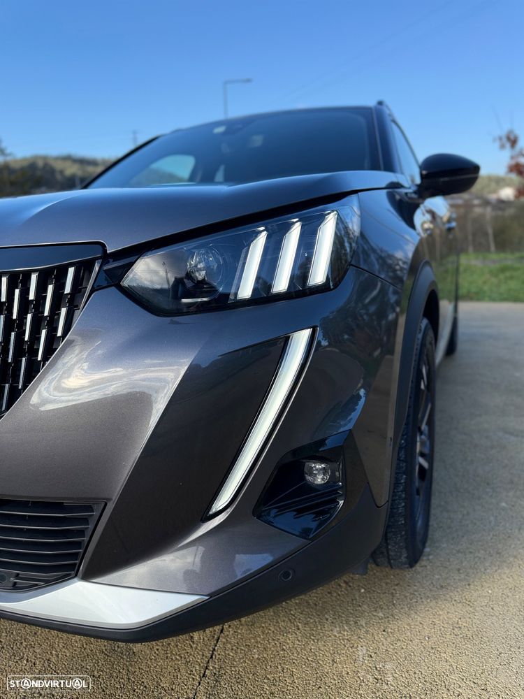 Peugeot 2008 PureTech 130 EAT8 GT Pack - 10