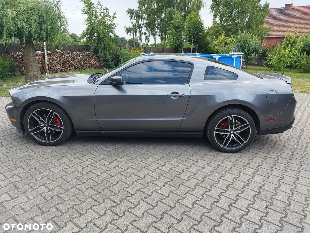 Ford Mustang - 5