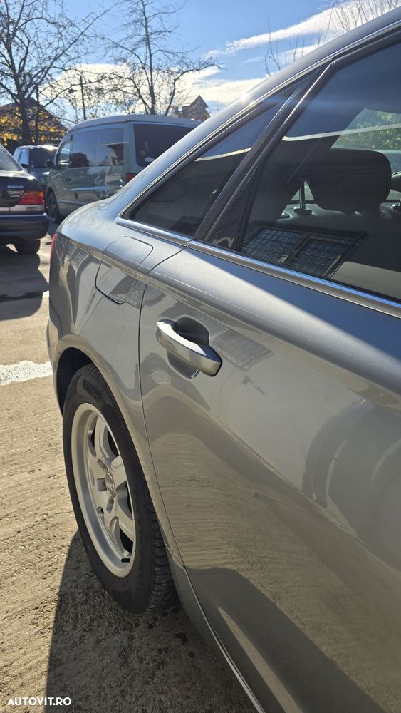 Audi A6 Avant 2.0 TDI DPF multitronic - 24