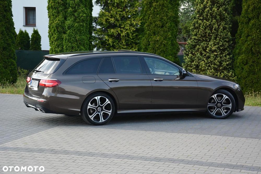 Mercedes-Benz Klasa E 250 9G-TRONIC - 7