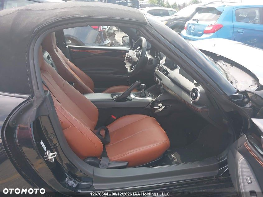 Mazda MX-5 2.0 30th Anniversary - 14