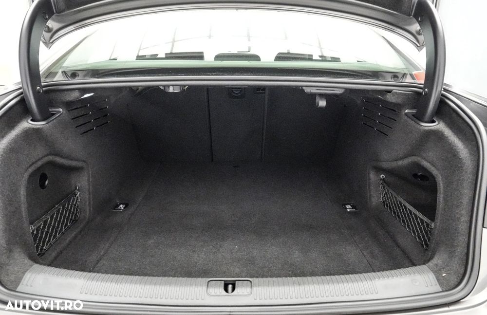 Audi A4 40 TDI quattro S tronic MHEV Advanced - 24