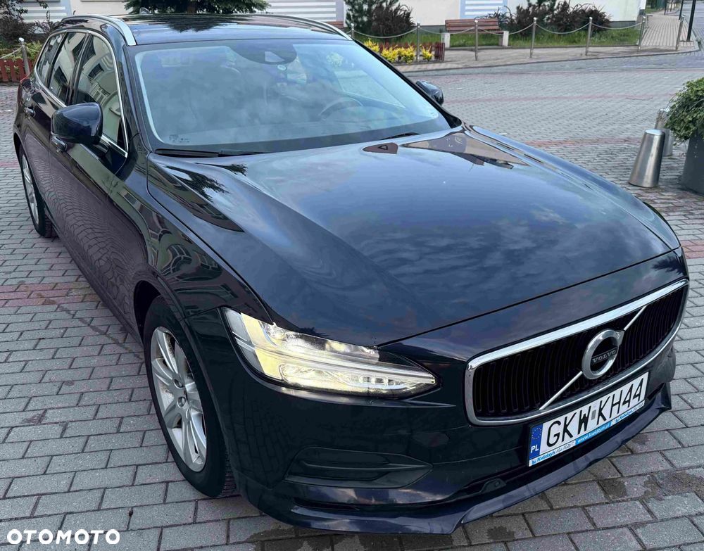 Volvo V90 D4 AWD Momentum - 9