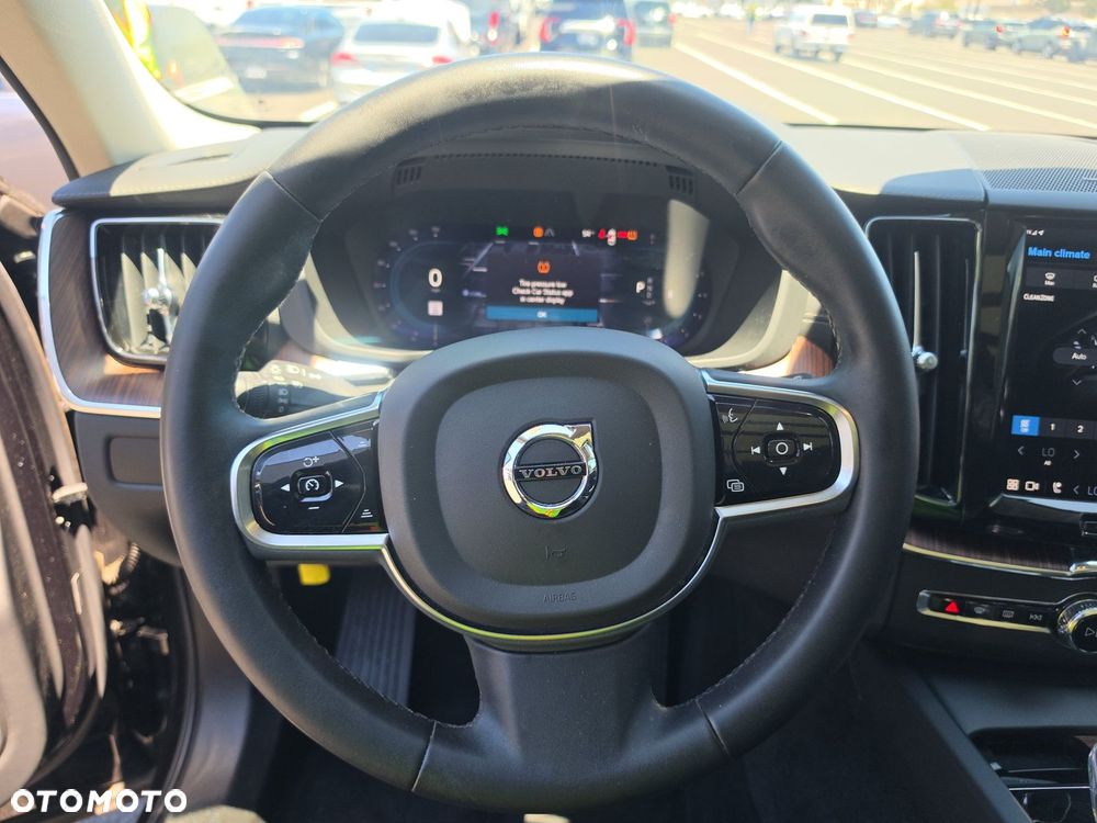 Volvo XC 60 B6 B AWD Ultimate Bright - 8