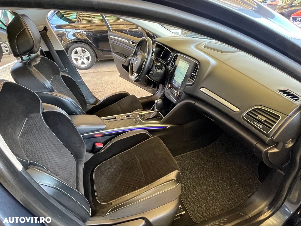 Renault Megane TCe 140 GPF EDC INTENS - 19
