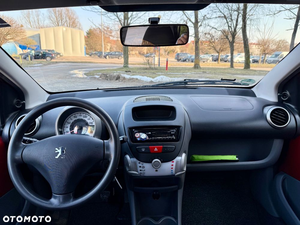 Peugeot 107 1.0 Trendy 2-Tronic - 21