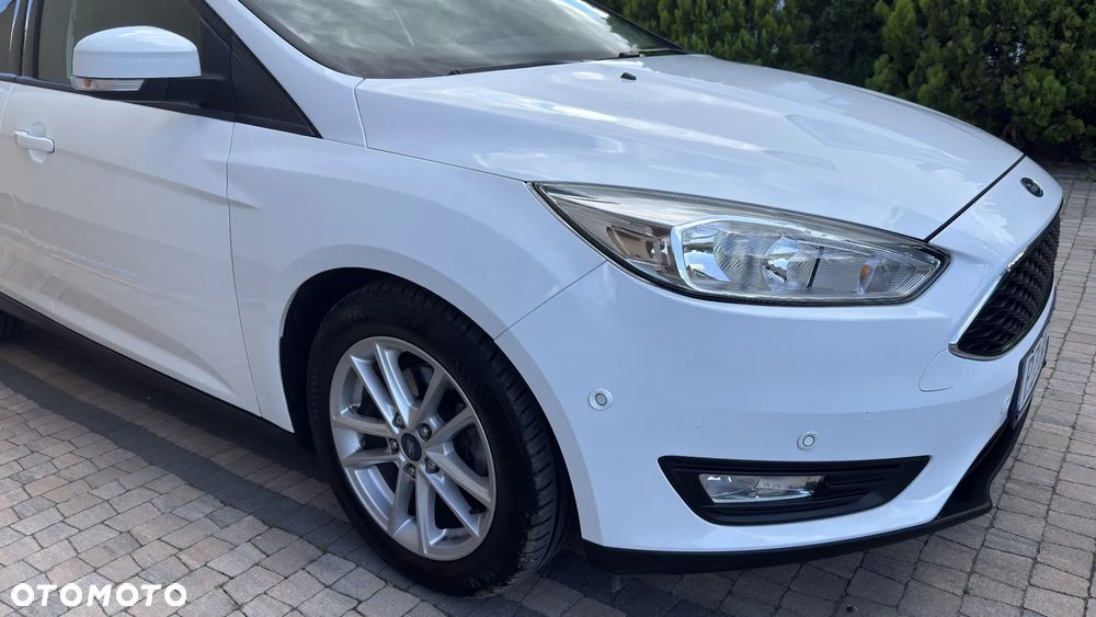 Ford Focus 1.0 EcoBoost SYNC Edition ASS PowerShift - 32