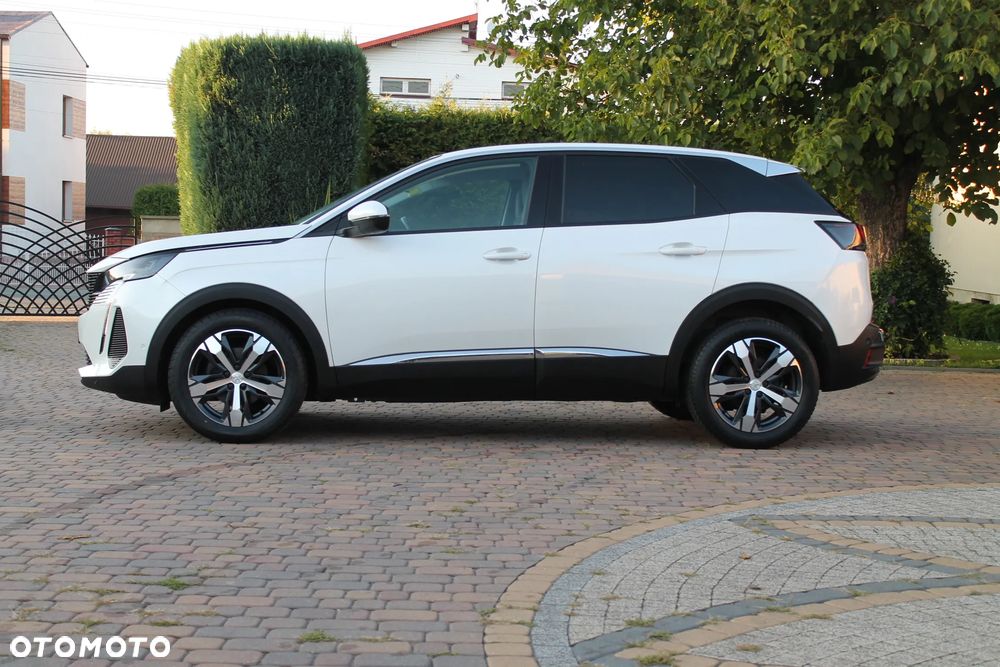 Peugeot 3008 PureTech 130 Stop & Start GPF Allure Business-Paket - 6