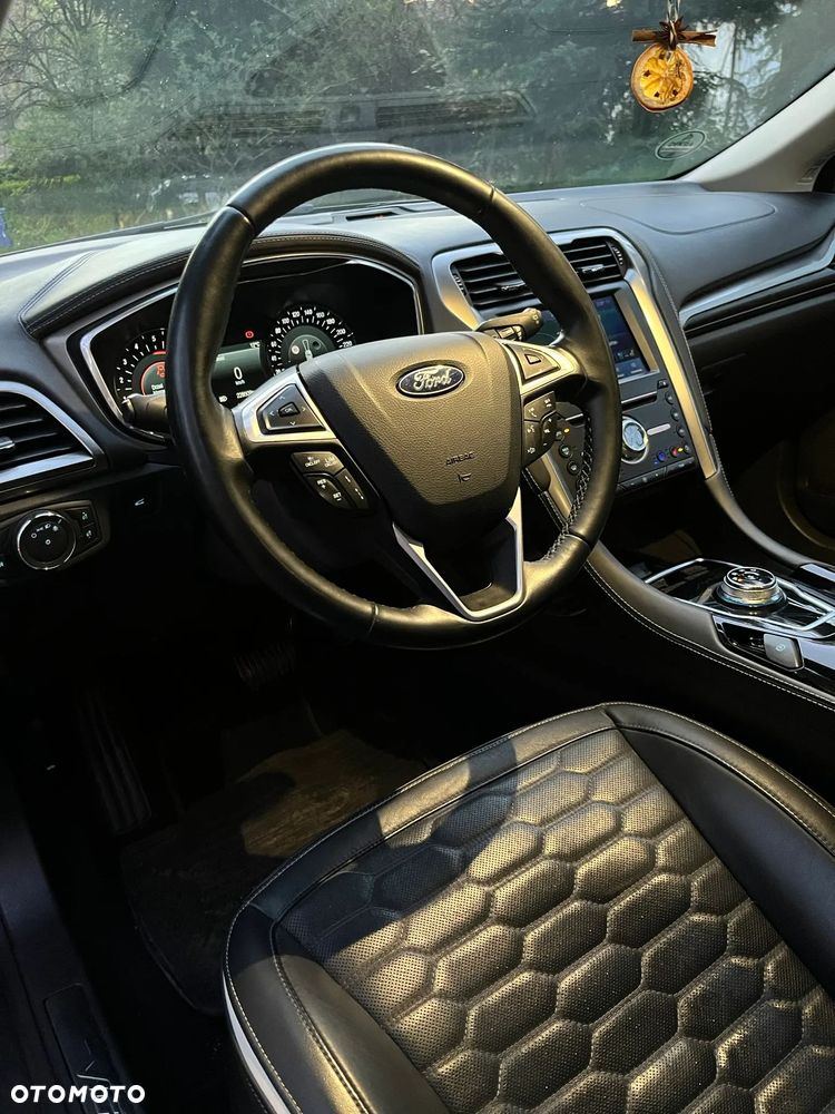Ford Mondeo 2.0 EcoBlue Vignale - 9