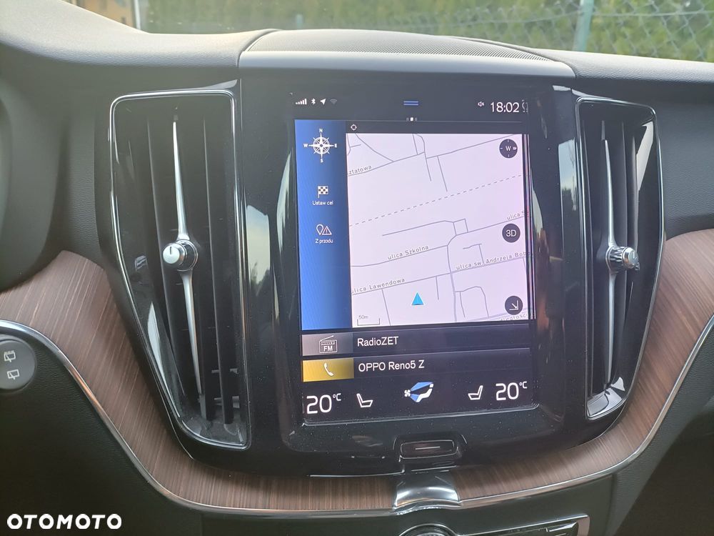 Volvo XC 60 T5 AWD Geartronic Momentum - 12