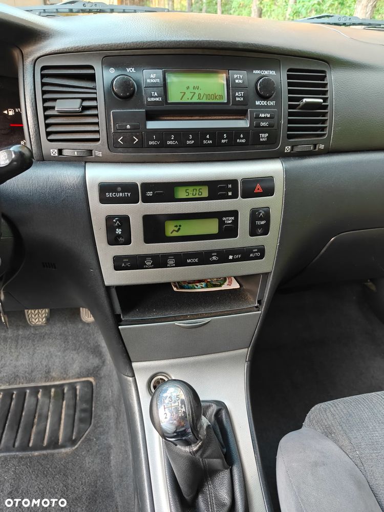 Toyota Corolla 1.6 Sol - 12